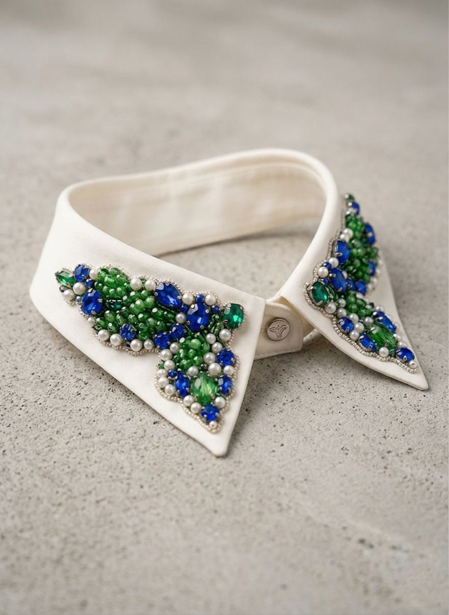 The Emerald & Sapphire bloom collar