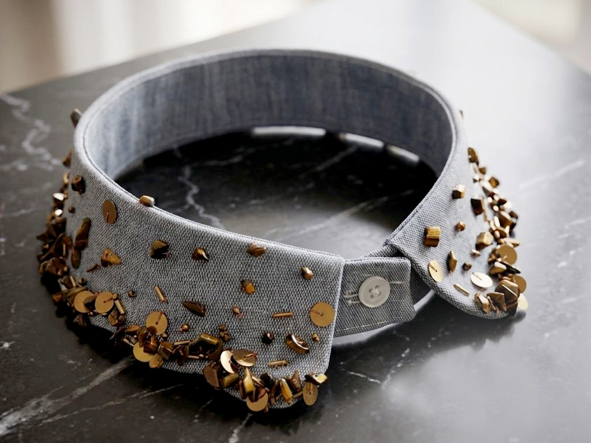 The bronze Denim collar
